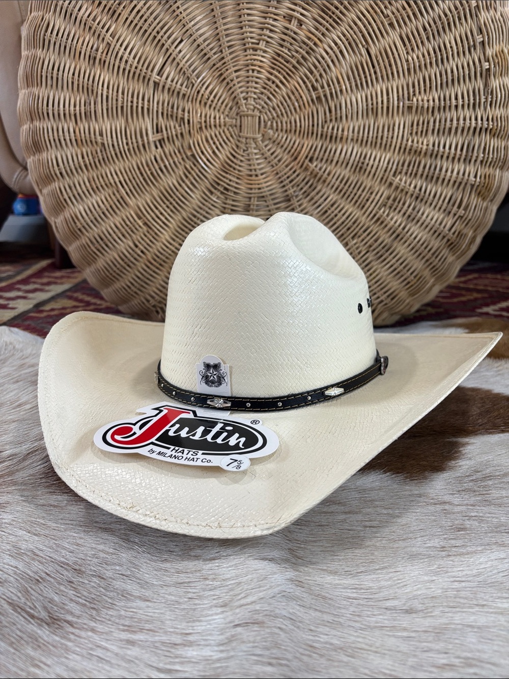 Justin, Black Hills straw cowboy hat size 7 5/8